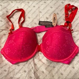 Victoria Secret NWT, very sexy padded Demi size 36B, pink bra with red straps.